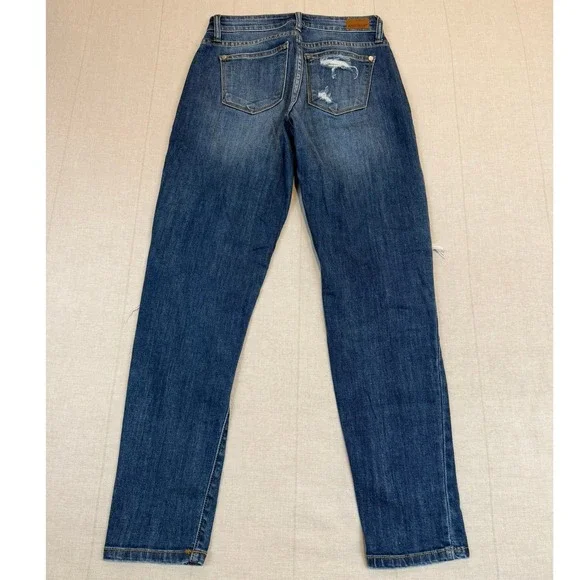 Judy Blue | Boyfriend Fit Distressed Jeans Blue Mid Rise | Women's 1/25 - Picture 2 of 9